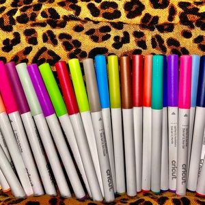 Cricut Gel Pen Set NWOT